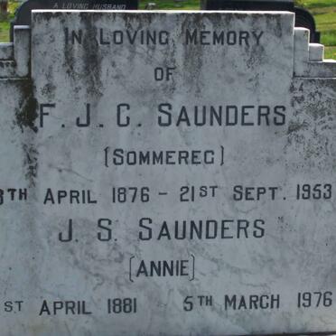 SAUNDERS F.J.C. 1876-1953 &amp; J.S. 1881-1976