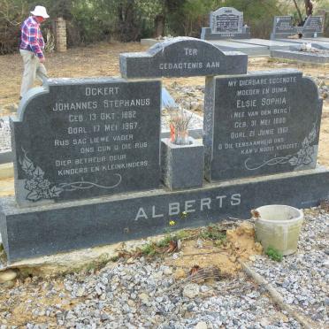 ALBERTS Ockert Johannes Stephanus 1882-1967 &amp; Elsie Sophia VAN DEN BERG 1880-1961
