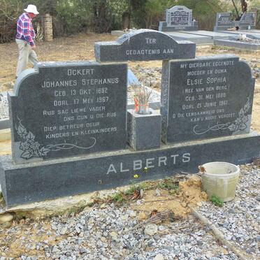 ALBERTS Ockert Johannes Stephanus 1882-1967 &amp; Elsie Sophia VAN DEN BERG 1880-1961