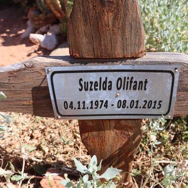 OLIFANT Suzelda 1974-2015