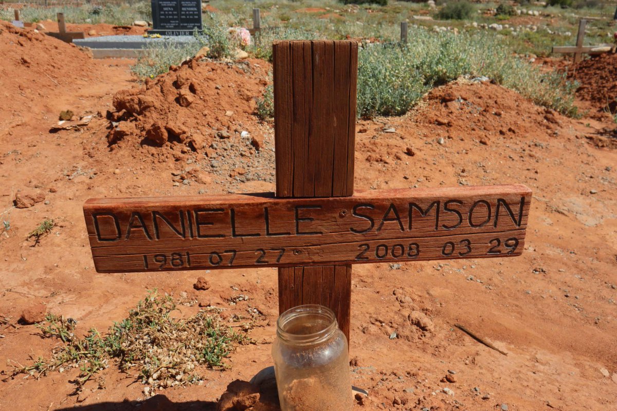 SAMSON Danielle 1981-2008