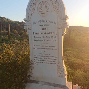 Western Cape, OUDTSHOORN district, Roodeheuvel 141_5, Rooiheuwel, farm cemetery