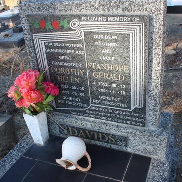 DAVIDS Dorothy Helen 1926-1998 :: DAVIDS Stanhope Gerald 1952-2001