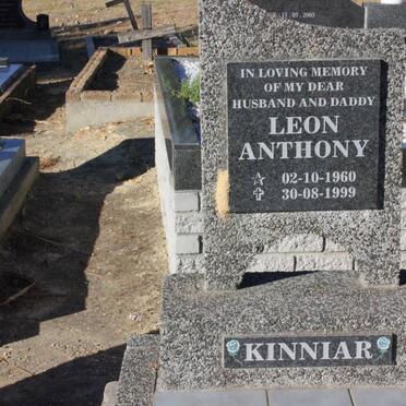 KINNIAR Leon Anthony 1960-1999