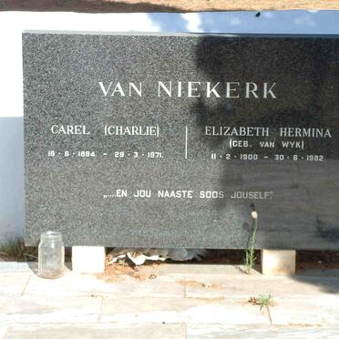 NIEKERK Carel, van 1894-1971 &amp; Elizabeth Hermina VAN WYK 1900-1982