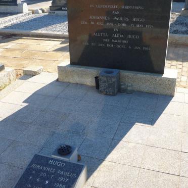 HUGO Johannes Paulus 1887-1959 &amp; Aletta Alida MALHERBE 1901-1982 :: HUGO Johannes Paulus 1927-1986