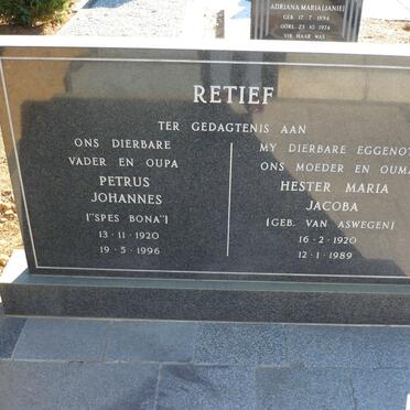 RETIEF Petrus Johannes 1920-1996 &amp; Hester Maria Jacoba VAN ASWEGEN 1920-1989