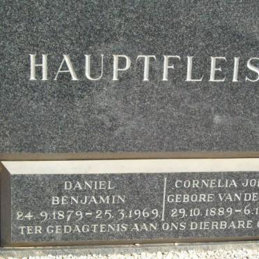 HAUPTFLEISCH Daniel Benjamin 1879-1969 &amp; Cornelia Johanna VAN DER SPUY 1889-1968