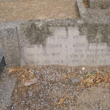 BESTER Jacobus 1852-1928 &amp; Alida DENYSSEN 1861-1943 