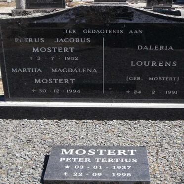 MOSTERT Petrus Jacobus -1952 :: MOSTERT Martha Magdalena -1994 :: LOURENS Daleria nee MOSTERT -1991 :: MOSTERT Peter Tertius 1937-1998