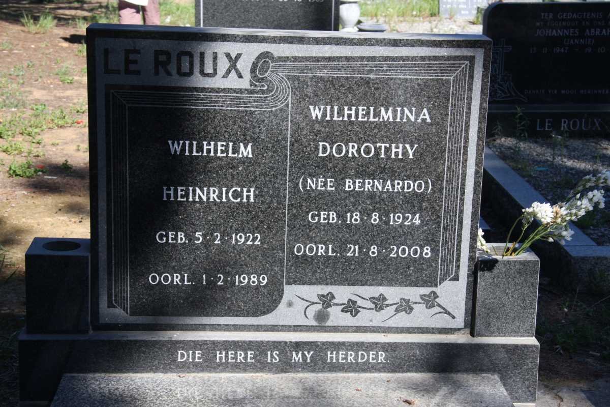 ROUX Wilhelm Heinrich, le 1922-1989 &amp; Wilhelmina Dorothy BERNARDO 1924-2008