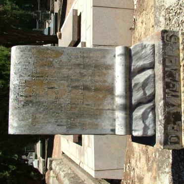 VILLIERS Danie, de 1942-1948