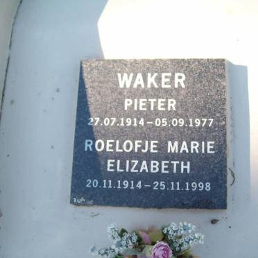 WAKER Pieter 1914-1977 &amp; Roelofje Marie Elizabeth 1914-1998