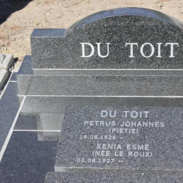TOIT Petrus Johannes, du 1926- &amp; Xenia Esme LE ROUX 1927-