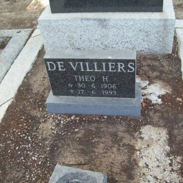 VILLIERS Pieter Hendrikus, de 1876-1958 &amp; Hester Wilhelmina 1880-1938 :: DE VILLIERS Theo 1906-1993 