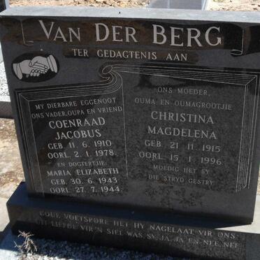 BERG Coenraad Jacobus, van der 1910-1978 &amp; Christina Magdelena 1915-1996 :: VAN DER BERG Maria Elizabeth 1943-1944