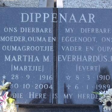 DIPPENAAR Everhardus J.F. 1910-1989 &amp; Martha M. 1916-2004
