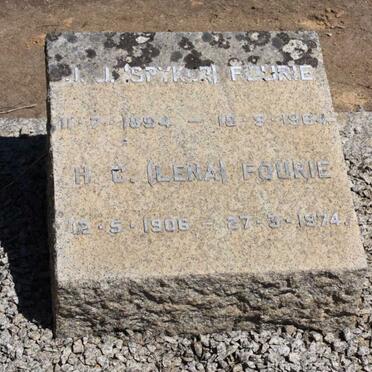 FOURIE J.J. 1894-1964 &amp; H.C. 1906-1974