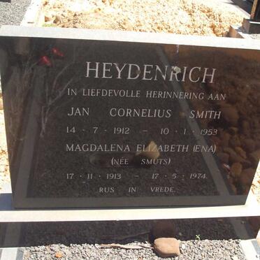 HEYDENRICH Jan Cornelius Smith 1912-1953 &amp; Magdalena Elizabeth SMUTS 1913-1974
