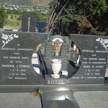 KOTZÉ Frederik J. 1906-1980 &amp; Maria M. 1907-2002