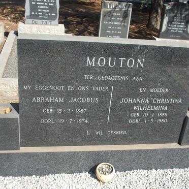 MOUTON Abraham Jacobus 1887-1974 & Johanna Christina Wilhelmina 1889-1980