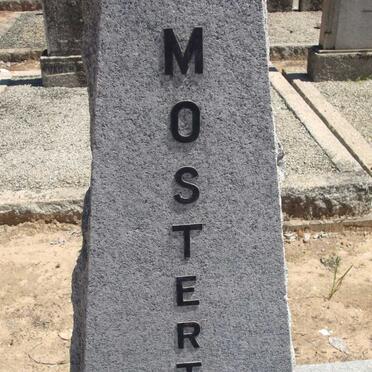 MOSTERT Nicolaas Frederik 1887-1951 & Johanna Jacobmina Elizabeth SMITH 1895-1982