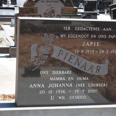 PIENAAR Japie 1935-1977 &amp; Anna Johanna LOUBSER 1936-2010