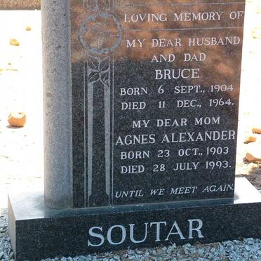 SOUTAR Bruce 1904-1964 & Agnes Alexander 1903-1993