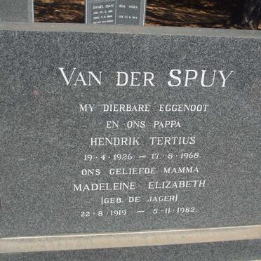 SPUY Hendrik Tertius, van der 1926-1968 & Madeleine Elizabeth DE JAGER 1919-1982