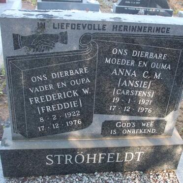 STROHFELDT Frederick W. 1922-1976 & Anna C.M. CARSTENS 1921-1976