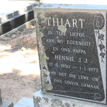 THIART Hennie J.J. 1950-1977
