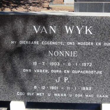 WYK J.P., van 1901-1993 & Nonnie 1903-1972