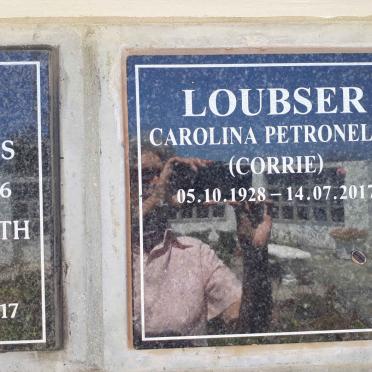 LOUBSER Carolina Petronella 1928-2017