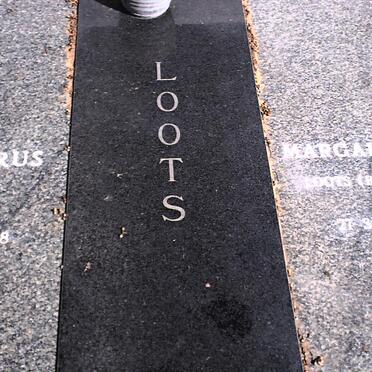 LOOTS