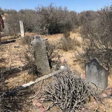 Western Cape, PIKETBERG district, Velddrif, Farm 113_1, Brandkraal, farm cemetery