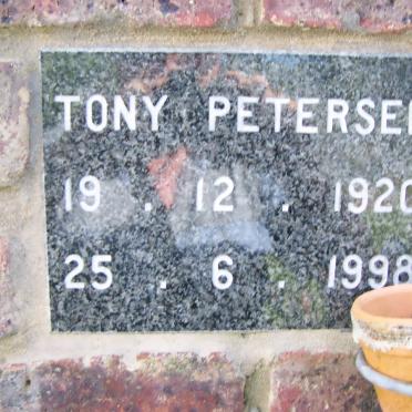 PETERSEN Tony 1920-1998