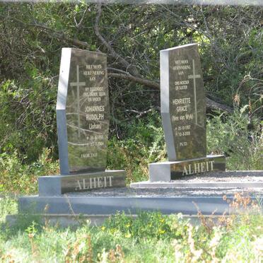 Western Cape, PRINCE ALBERT district, Klaarstroom, Oorlogs Kloof and Roodeelse 172, farm cemetery