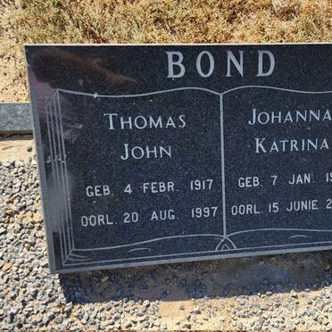 BOND Thomas John 1917-1997 & Johanna Katrina 1915-2000