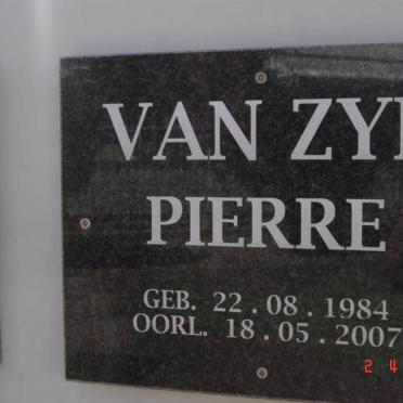 ZYL Pierre, van 1984-2007