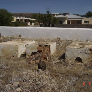 Western Cape, PRINCE ALBERT, Old NG Kerk 1844-1884 cemetery