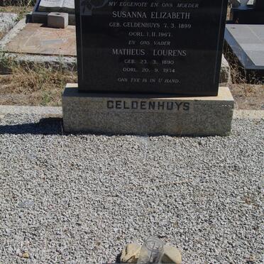 GELDENHUYS Matheus Lourens 1890-1974 &amp; Susanna Elizabeth GELDENHUYS 1899-1967 :: GELDENHUYS Hennie 1927-1993