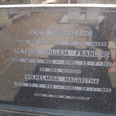 MERWE Petrus Willem Francois, van der 1892-1957 &amp; Wilhelmina Magaritha 1898-1989