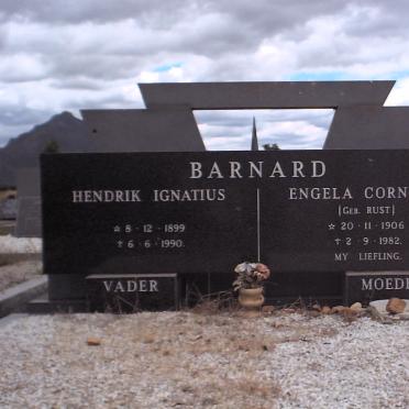 BARNARD Hendrik Ignatius1899-1990 &amp; Engela Cornelia RUST 1906-1982