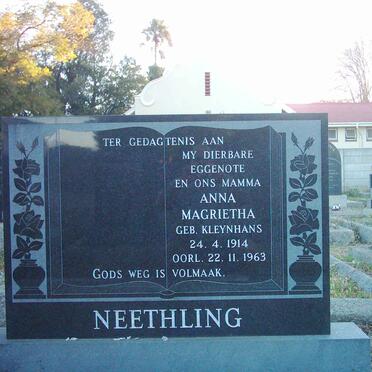 N - Vanne :: Surnames - N