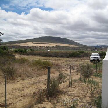 2. Entrance to Redelinghuys cemetery