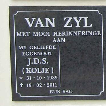 ZYL J.D.S., van 1939-2011