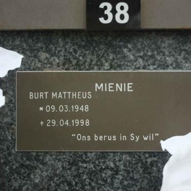 MIENIE Burt Mattheus 1948-1998