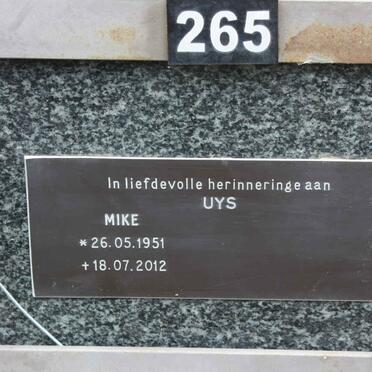 UYS Mike 1951-2012