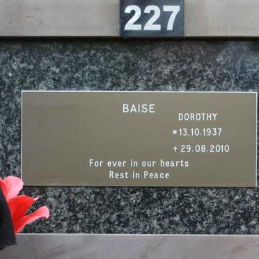 BAISE Dorothy 1937-2010
