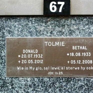 TOLMIE Donald 1932-2012 &amp; Bethal 1933-2008